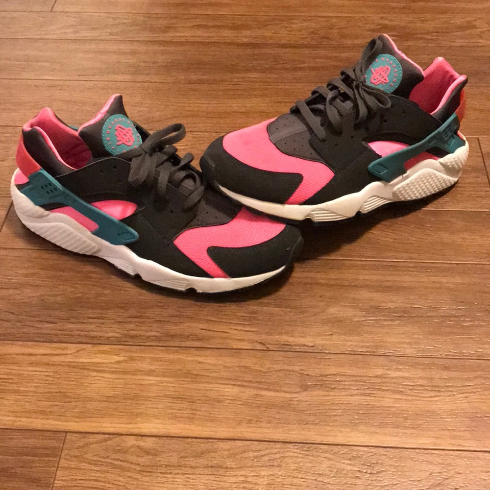 Nike Air Huarache Hyper Pink Cactus